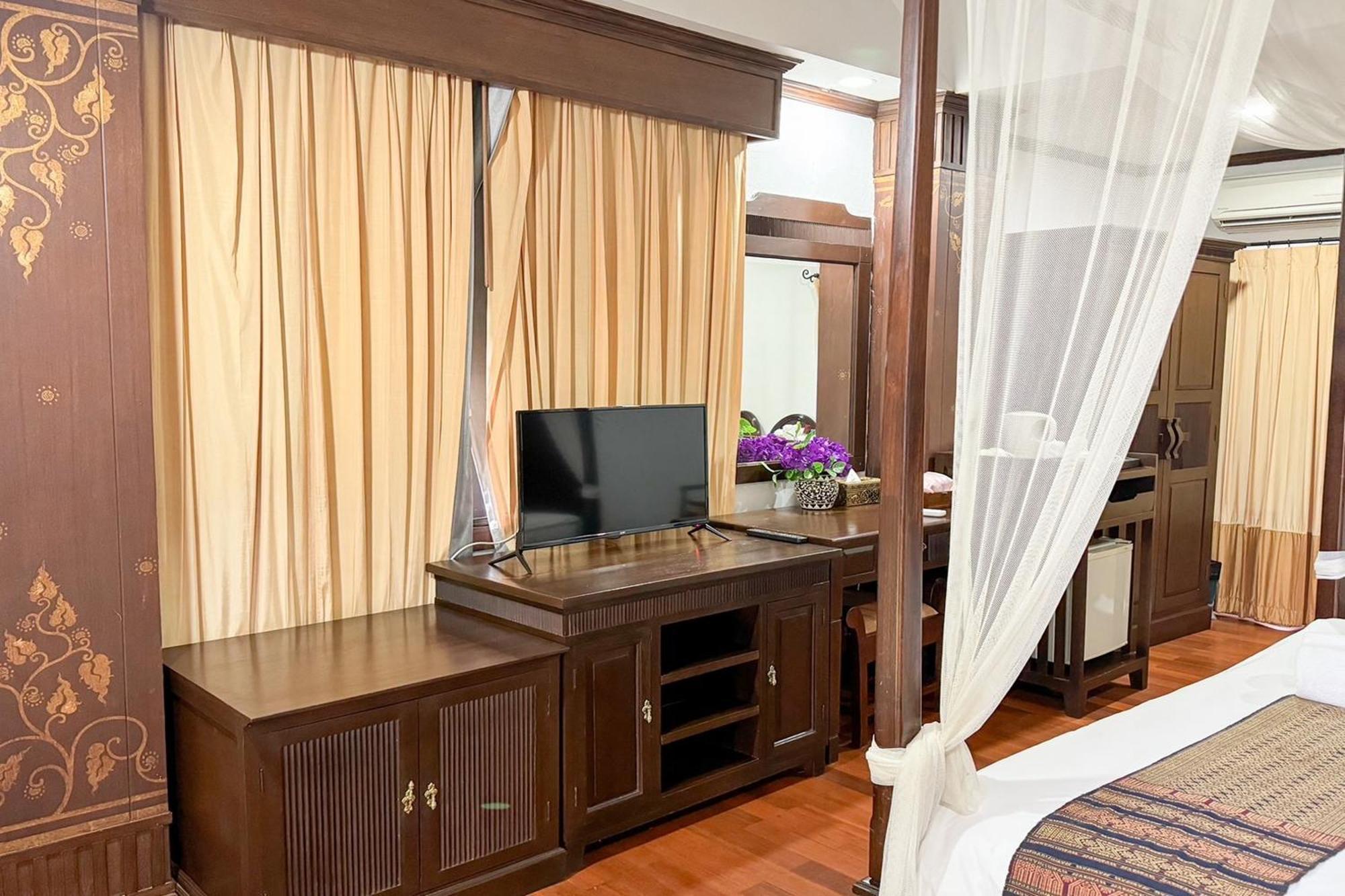 Royal Ping Garden And Resort Mae Taeng Exterior photo
