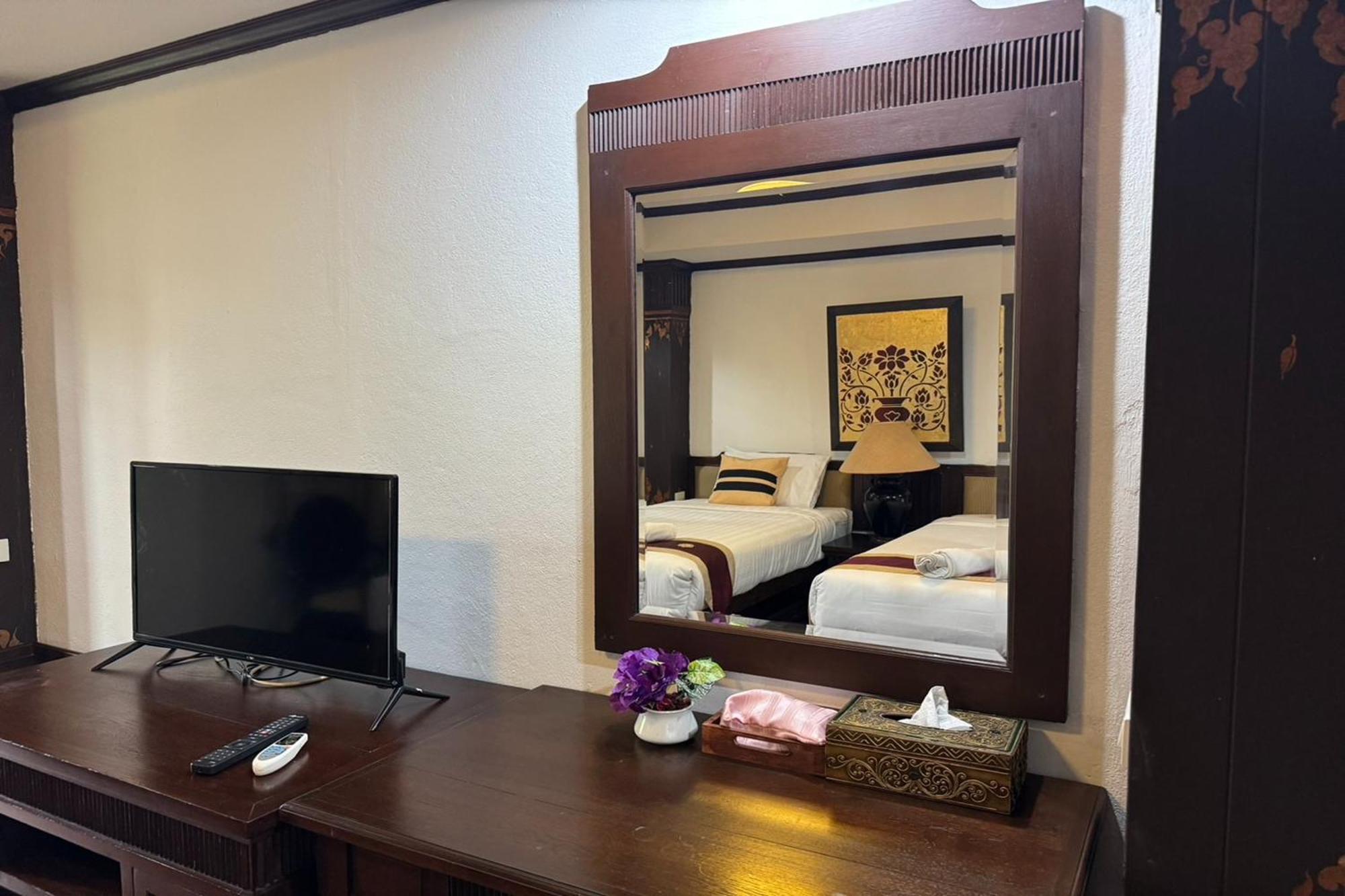 Royal Ping Garden And Resort Mae Taeng Exterior photo